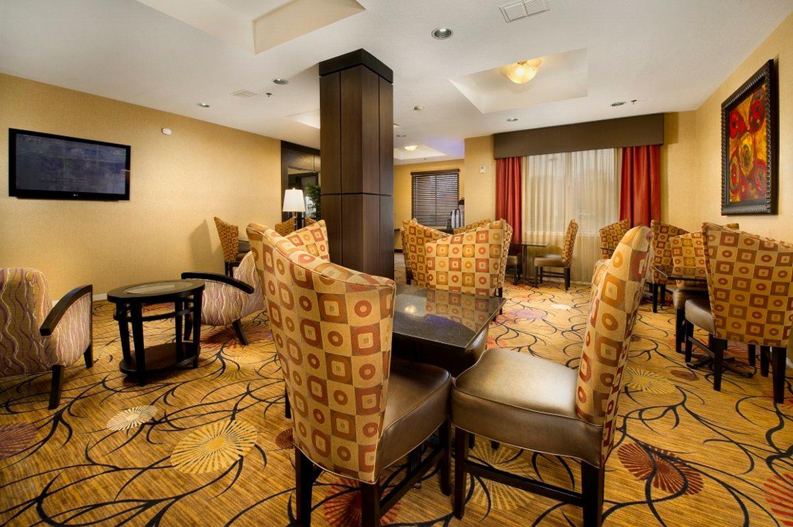Holiday Inn Express Hotel & Suites Mount Pleasant By Ihg מראה חיצוני תמונה