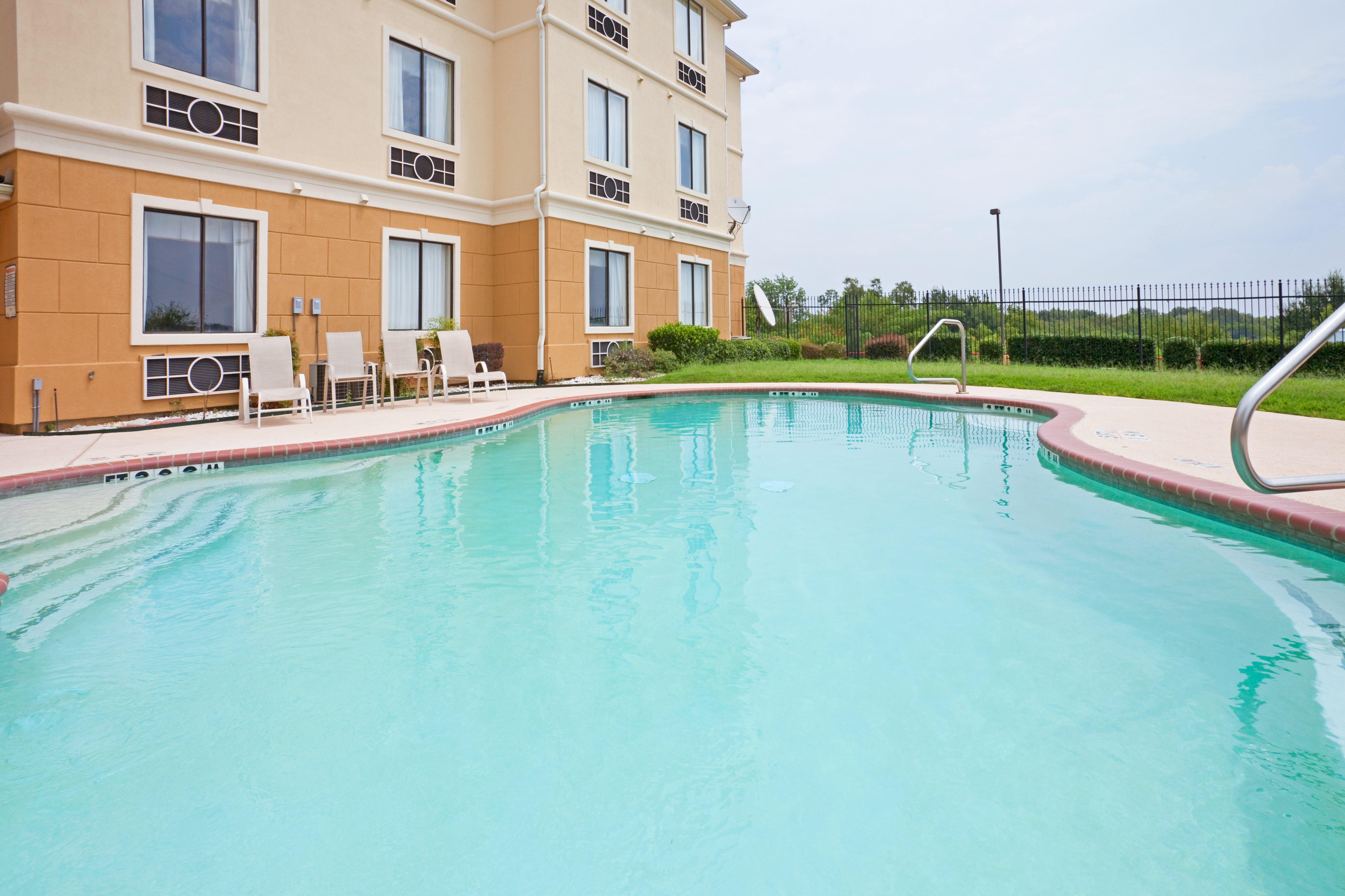 Holiday Inn Express Hotel & Suites Mount Pleasant By Ihg מראה חיצוני תמונה